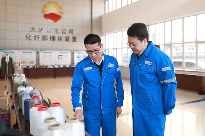 李世峰到大庆油化企业和高新区让胡路区经开